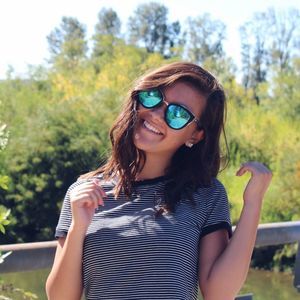 Meet your Posher, Laura